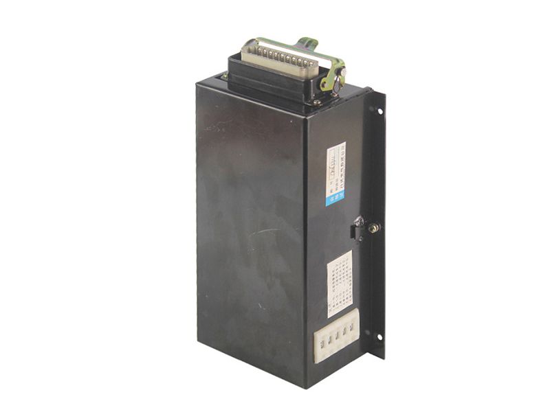 八達(dá)電氣BXB3-2x400智能化保護(hù)器